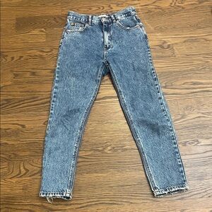 Pull&Bear Women’s Mom Jean in blue